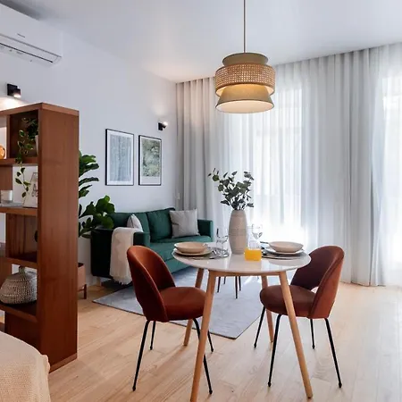 Almada 551 By Lovelystay *