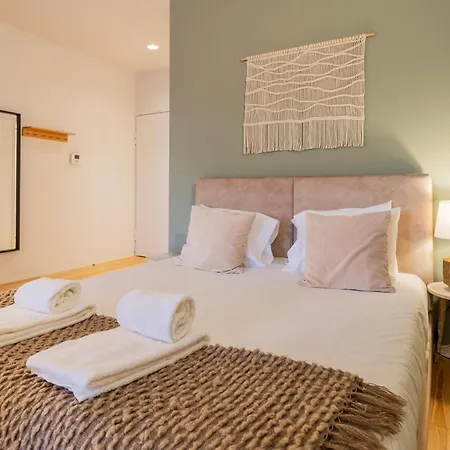 Apartamento Almada 551 By Lovelystay *