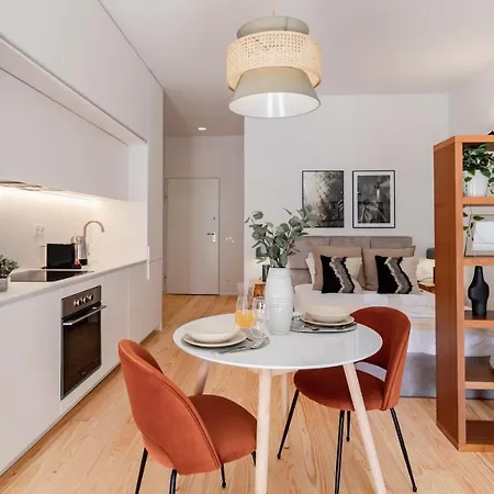Almada 551 By Lovelystay *