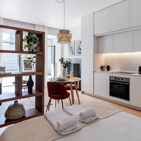 Almada 551 By Lovelystay *