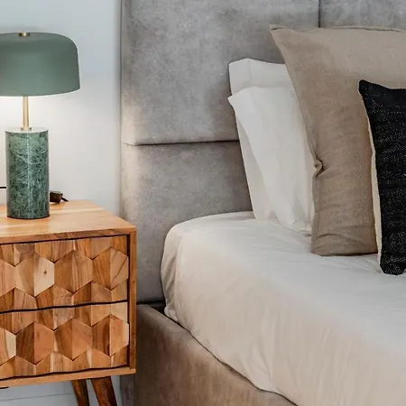 Almada 551 By Lovelystay Apartment *