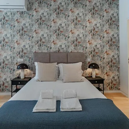 Apartment Almada 551 By Lovelystay *