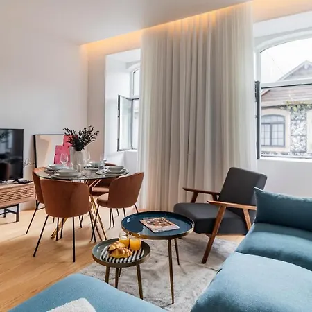 Almada 551 By Lovelystay Apartment *
