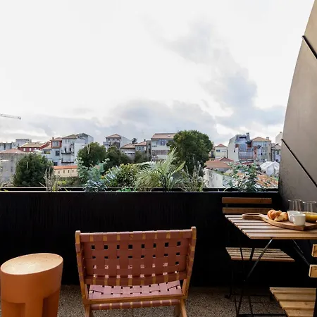 Almada 551 By Lovelystay